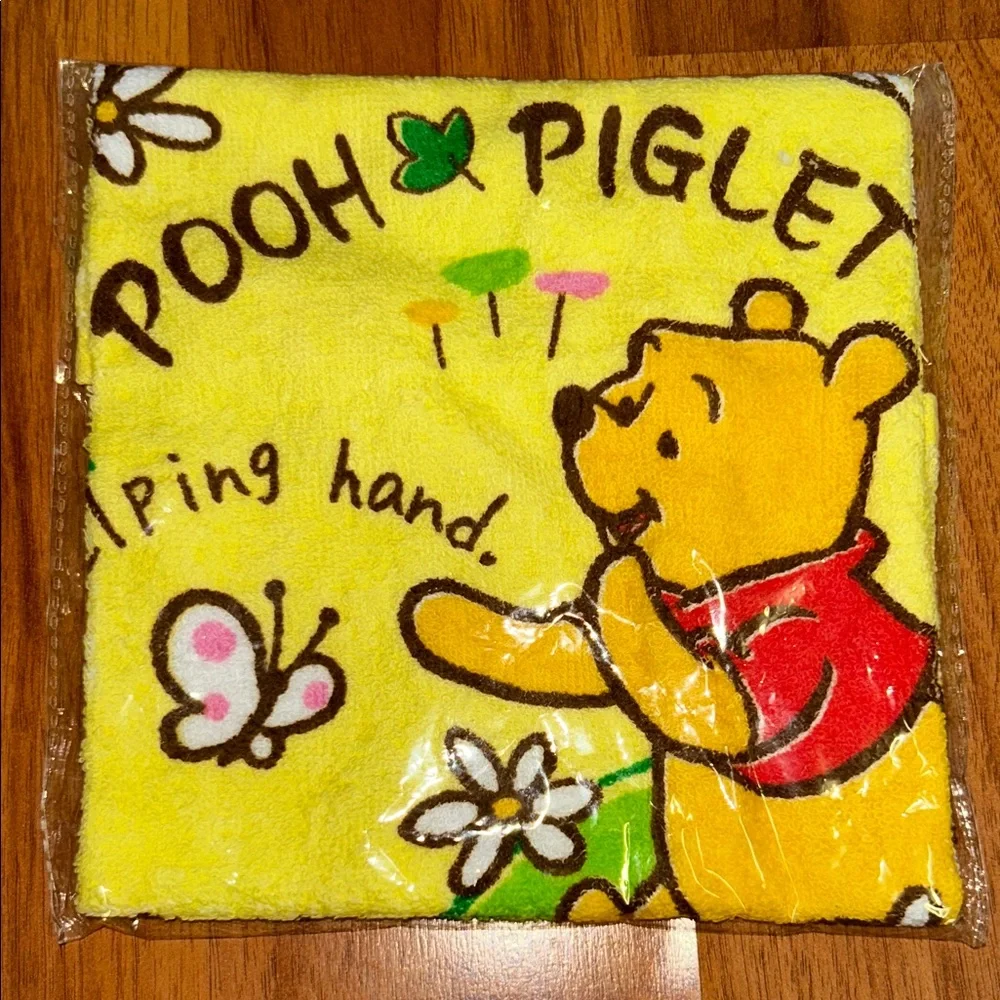 Brand New in Packaging Disney Winnie the Pooh Towel